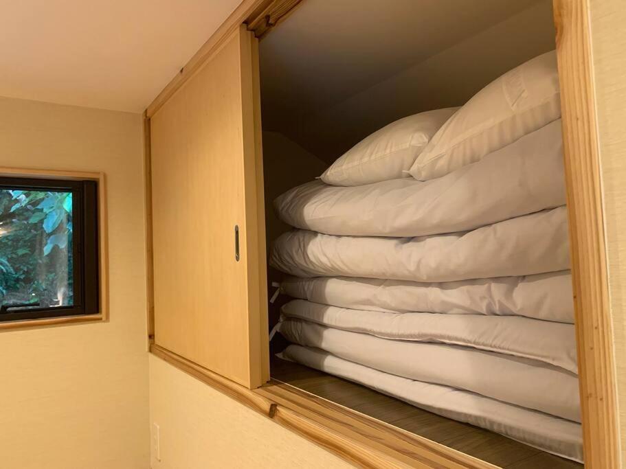 マムヴィッラin森の中の一軒家 Villa Nago Kültér fotó
